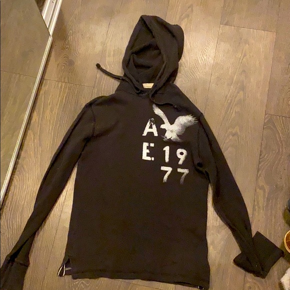 XS BLACK AMERICAN EAGLE SWEATER - Picture 1 of 4